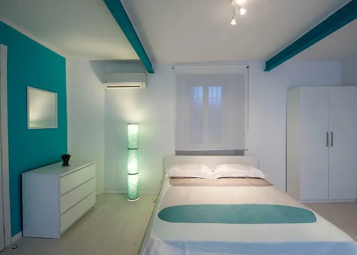 Parva Domus Nápoles